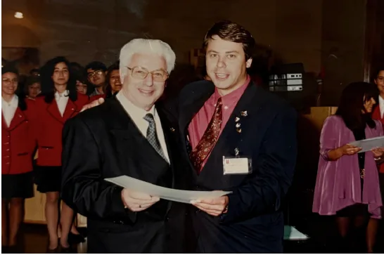 Ramón Chao, fundador — archivo histórico